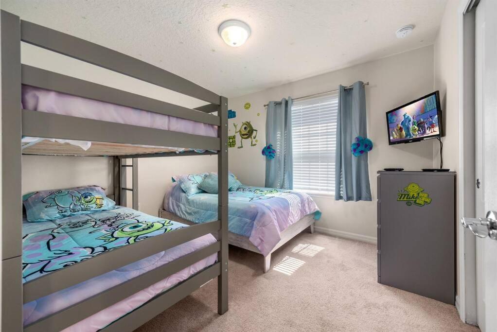 Amazing 5 Bedrooms Home With Pool/Bbq Near Disney كيسيمي المظهر الخارجي الصورة